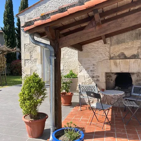 Des Vignes בית נופש *