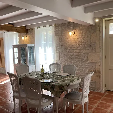 Des Vignes Holiday home